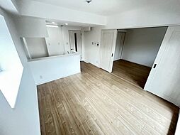 AD・GRAYSIII 3階1LDKのリビング/ダイニング