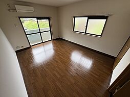 グランドール倭 2階1Kのリビング/ダイニング