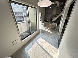 87ｇ　Ｋ−Ｂｒａｎｄ’ｊｒ　草津浜町 2階ワンルームのリビング/ダイニング