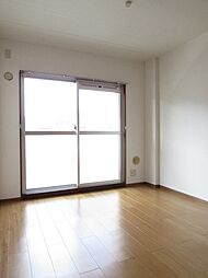 グラディオアキ 3階3DKのリビング/ダイニング