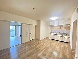 観舟マンション 2階3DKのリビング/ダイニング