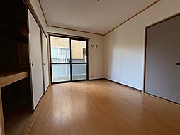 プリメーラ鶴江　I 1階2LDKのリビング/ダイニング