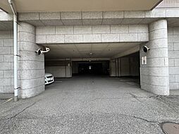 6 / 11