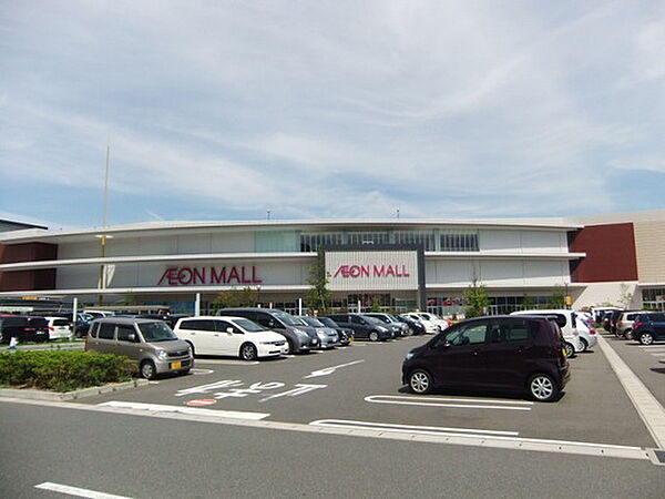画像18:ショッピングセンター「そごう広島店まで6638ｍ」