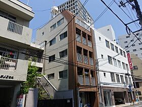 広島県広島市中区鶴見町（賃貸マンション1LDK・4階・43.70㎡） その1