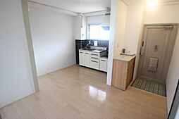 高畑ビル 2階2DKのリビング/ダイニング