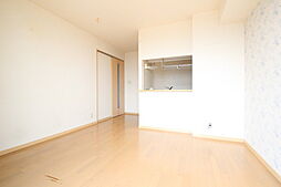 ヴィラ・メリディアン　Ｃ 1階2LDKのリビング/ダイニング