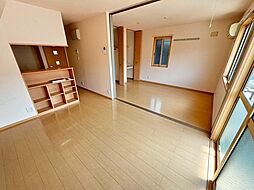 ビューテラス山本 2階2DKのリビング/ダイニング