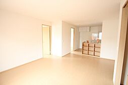 フラワーハイム 1階2LDKのリビング/ダイニング