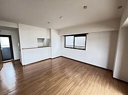 ダイアモンドビュー 7階2LDKのリビング/ダイニング