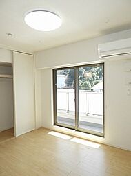 サン・ガーデン・ハウス 3階1Kのリビング/ダイニング