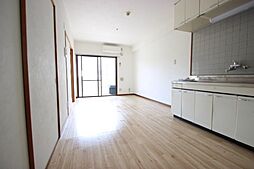 ハイライフ和誠 4階3LDKのリビング/ダイニング