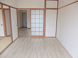 森田ビル？1 3階2LDKのリビング/ダイニング