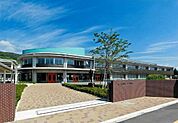 小学校「大竹市立大竹小学校まで1032ｍ」