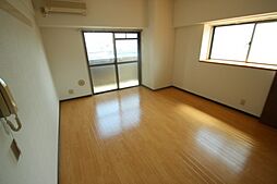 クロスデータビル73 3階1DKのリビング/ダイニング