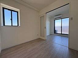 グレース十日市 10階1LDKのリビング/ダイニング