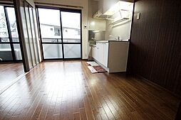 カーサ・アミーガ　　Ｄ棟 2階2Kのリビング/ダイニング