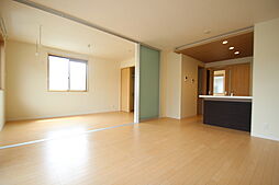 クロノス 2階2LDKのリビング/ダイニング