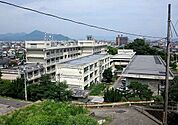 高校・高専「広島県立大竹高校まで423ｍ」