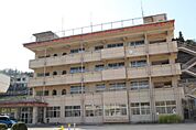 小学校「広島市立河内小学校まで504ｍ」