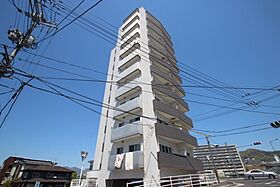 広島県広島市佐伯区五日市駅前3丁目（賃貸マンション2LDK・4階・54.53㎡） その1