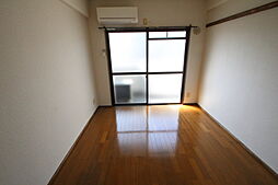 セブン田中ビル 6階1Kのリビング/ダイニング