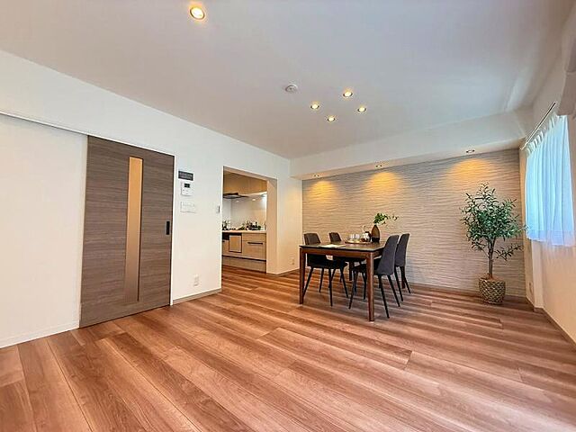 リビング/ダイニング グリーンメゾン南大沢　13-17号棟 1階/-