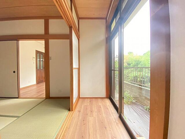 室内 八王子市緑町