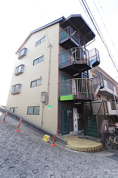 ハイツうらら ｜大阪府寝屋川市田井町(賃貸マンション2DK・3階・42.00㎡)の写真 その1