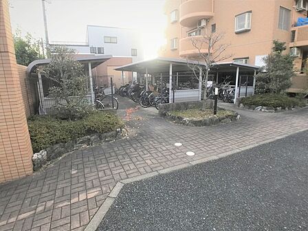 駐輪場