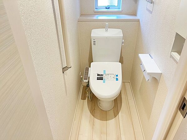 トイレを拡大表示