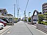 外観：前面道路