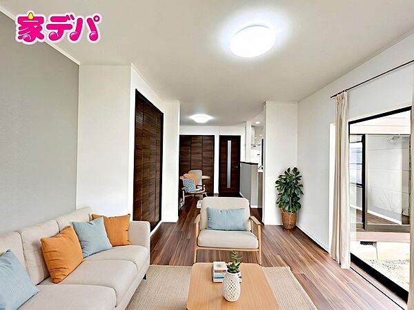 リビング/ダイニングを拡大表示