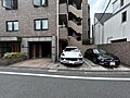 敷地内に駐車場...