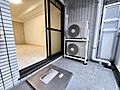 バルコニー、狭...