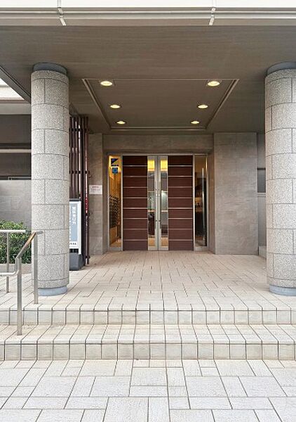 エントランスを拡大表示