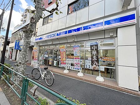 ローソン 新宿若松町店（73ｍ）