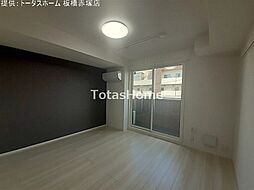 ラリュール赤塚 II 203 2階1Kのリビング/ダイニング