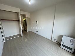 メゾン・ド・カナル 213 2階1Kのリビング/ダイニング