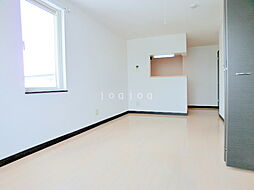 プレシャス18番館 201 2階1Kのリビング/ダイニング