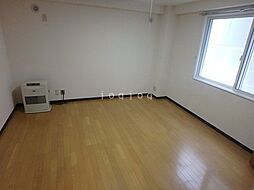 クゥーネルＳ 202 2階1Kのリビング/ダイニング