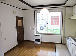 リバーハイツ伊藤 2階1DKのリビング/ダイニング