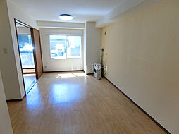 リーガルーセント 105 1階1LDKのリビング/ダイニング