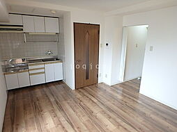 シルキーＵ6・1 407 4階ワンルームのリビング/ダイニング