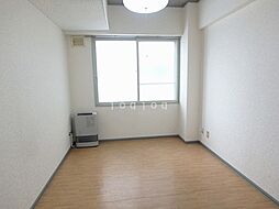 パールスクエア 208 2階1Kのリビング/ダイニング