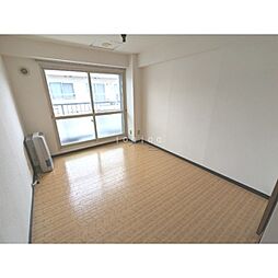 ロイヤル宮の森 411 4階1Kのリビング/ダイニング