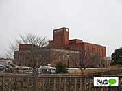 大学「私立東京福祉大学まで1324m」