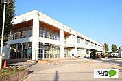 小学校「伊勢崎市立茂呂小学校まで1170m」