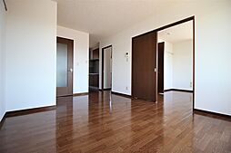 グリーンコート A102 1階2LDKのリビング/ダイニング