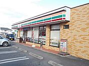 コンビニ「セブンイレブン伊勢崎昭和町店まで593m」